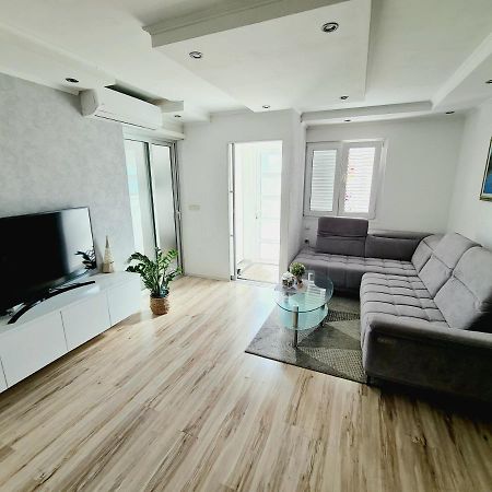 Apartment Mirjana Makarska Buitenkant foto