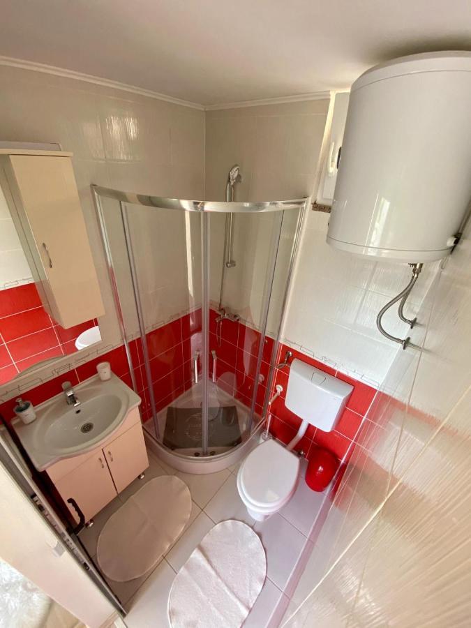 Apartment Mirjana Makarska Buitenkant foto
